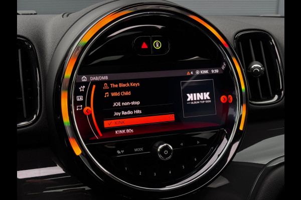 MINI Countryman 1.5 Cooper Chili | Pano | Trekhaak | NL-Auto | Leder | Harman Kardon | Stoelverwarming | HUD | Climate Control