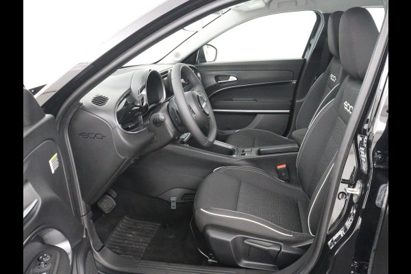 Fiat 600 1.2 Hybrid Urban | Stoelverwarming | 360 camera | | Stoelverwarming | 360 camera | Cruise control | Navigatie | Carplay | DAB | Climate control | Full LED | Park assist | Sfeerverlichting