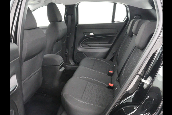 Fiat 600 1.2 Hybrid Urban | Stoelverwarming | 360 camera | | Stoelverwarming | 360 camera | Cruise control | Navigatie | Carplay | DAB | Climate control | Full LED | Park assist | Sfeerverlichting