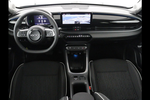 Fiat 600 1.2 Hybrid Urban | Stoelverwarming | 360 camera | | Stoelverwarming | 360 camera | Cruise control | Navigatie | Carplay | DAB | Climate control | Full LED | Park assist | Sfeerverlichting