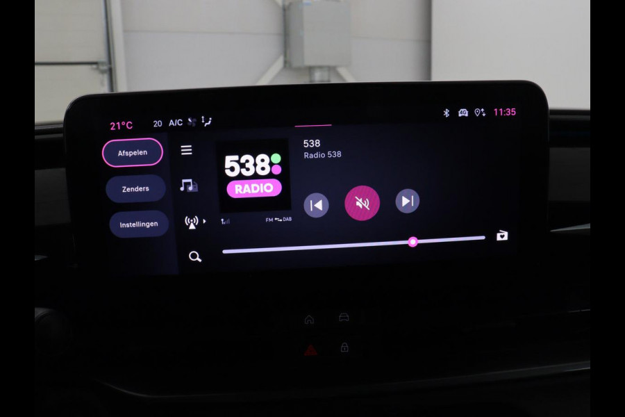 Fiat 600 1.2 Hybrid Urban | Stoelverwarming | 360 camera | | Stoelverwarming | 360 camera | Cruise control | Navigatie | Carplay | DAB | Climate control | Full LED | Park assist | Sfeerverlichting