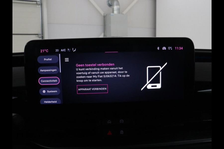 Fiat 600 1.2 Hybrid Urban | Stoelverwarming | 360 camera | | Stoelverwarming | 360 camera | Cruise control | Navigatie | Carplay | DAB | Climate control | Full LED | Park assist | Sfeerverlichting