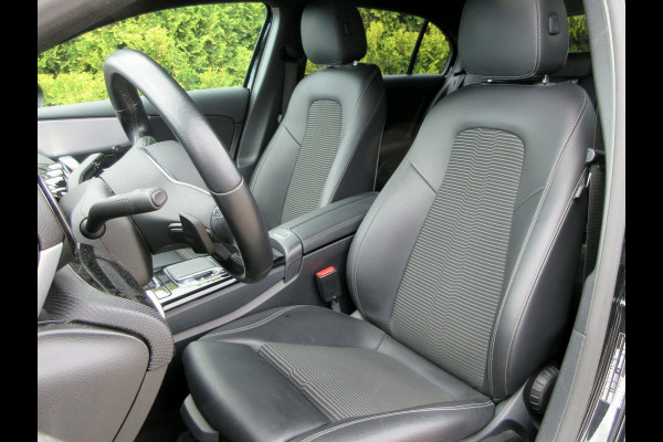 Mercedes-Benz A-Klasse 220 Launch Ed. Automaat * LED * Virt. Cockpit * Camera *