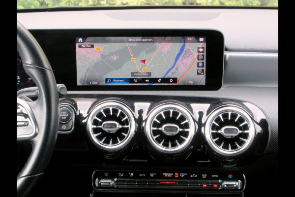 Mercedes-Benz A-Klasse 220 Launch Ed. Automaat * LED * Virt. Cockpit * Camera *