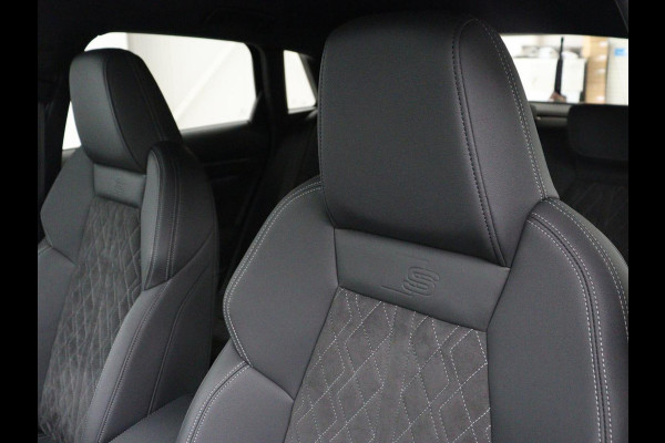 Audi A3 2.0 TFSI S3 quattro | Adaptive cruise | B&O | Bang & Olufsen | Matrix LED | Leder/Alcantara | Park Assist | Stoelverwarming | Virtual Cockpit | Carplay | Navigatie | Sportstoelen | Climate control