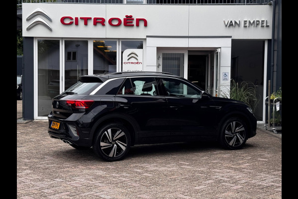 Volkswagen T-Roc 1.5 TSI R-Line | 150 PK | Trekhaak | IQ-Light | Camera | Stoelverwarming | Beats | PDC Rondom |