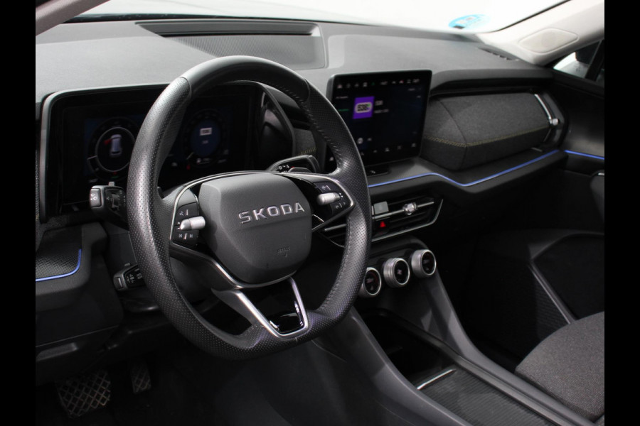 Škoda Kodiaq 1.5 TSI Automaat Selection 7p. Navigatie Apple Carplay Android Auto Parkeersensor achter Stoel- en stuurverwarming Ledverlichting