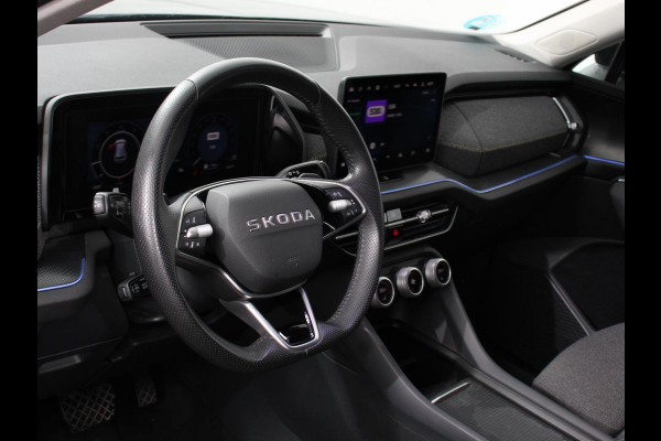 Škoda Kodiaq 1.5 TSI Automaat Selection 7p. Navigatie Apple Carplay Android Auto Parkeersensor achter Stoel- en stuurverwarming Ledverlichting