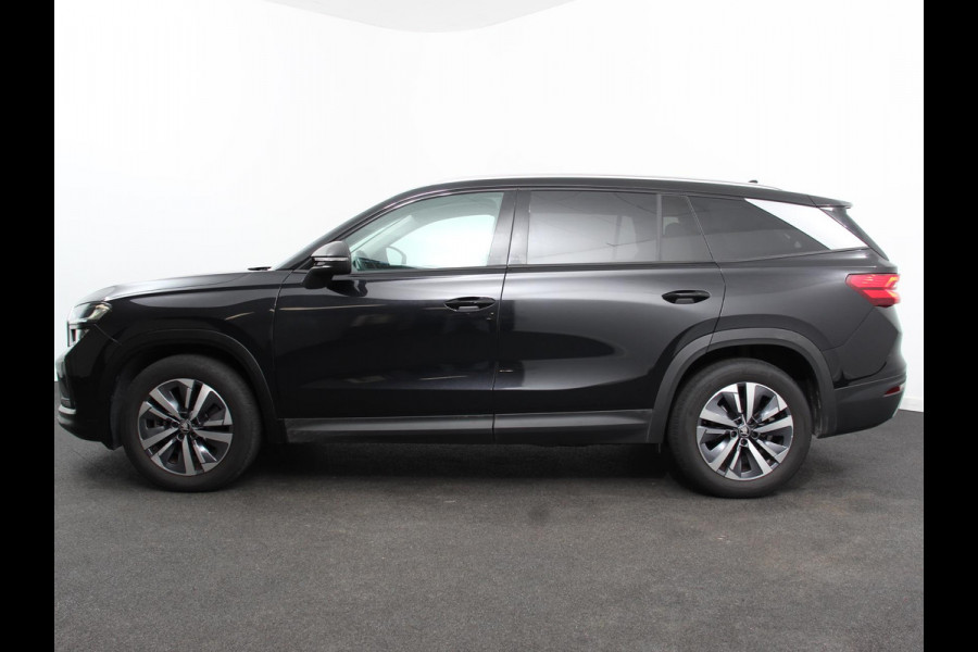 Škoda Kodiaq 1.5 TSI Automaat Selection 7p. Navigatie Apple Carplay Android Auto Parkeersensor achter Stoel- en stuurverwarming Ledverlichting