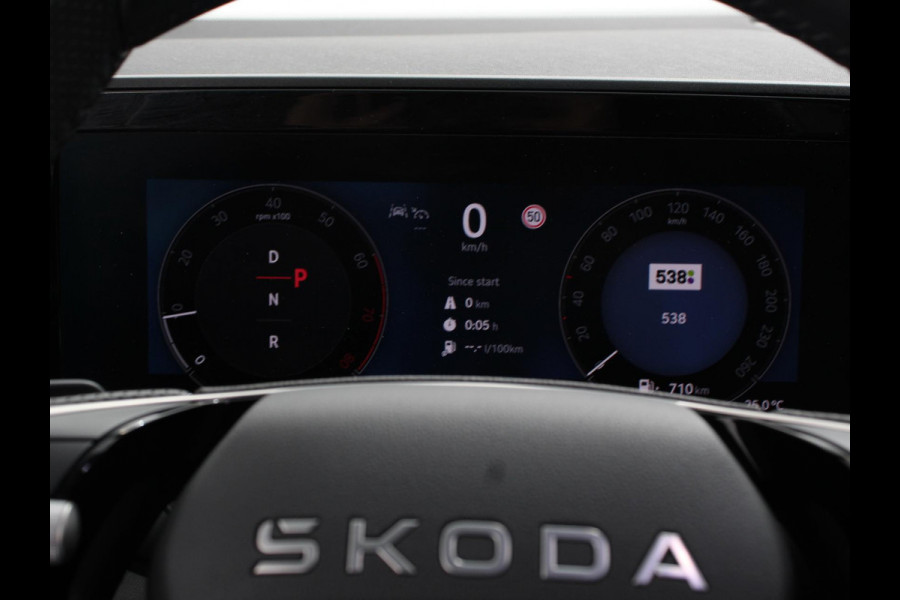 Škoda Kodiaq 1.5 TSI Automaat Selection 7p. Navigatie Apple Carplay Android Auto Parkeersensor achter Stoel- en stuurverwarming Ledverlichting