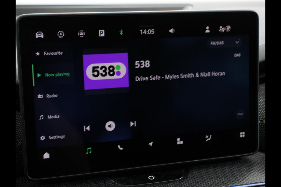 Škoda Kodiaq 1.5 TSI Automaat Selection 7p. Navigatie Apple Carplay Android Auto Parkeersensor achter Stoel- en stuurverwarming Ledverlichting