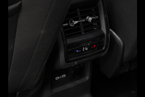 Škoda Kodiaq 1.5 TSI Automaat Selection 7p. Navigatie Apple Carplay Android Auto Parkeersensor achter Stoel- en stuurverwarming Ledverlichting
