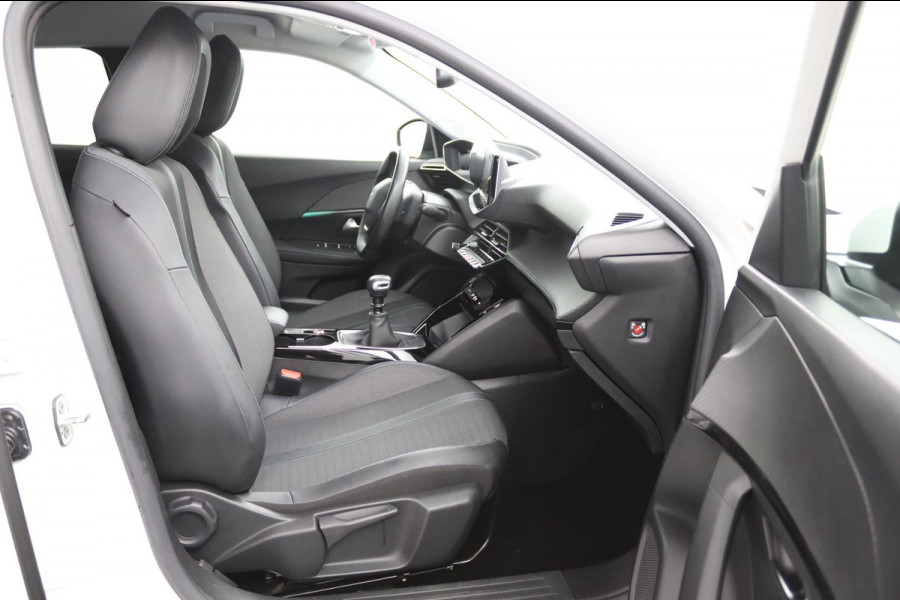 Peugeot 2008 1.2*130PK*NAVI*CAM*3D-COCKPIT*CARPLAY*KEYLESS*