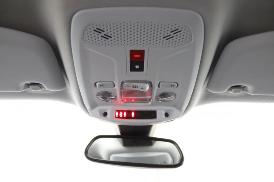 Peugeot 2008 1.2*130PK*NAVI*CAM*3D-COCKPIT*CARPLAY*KEYLESS*