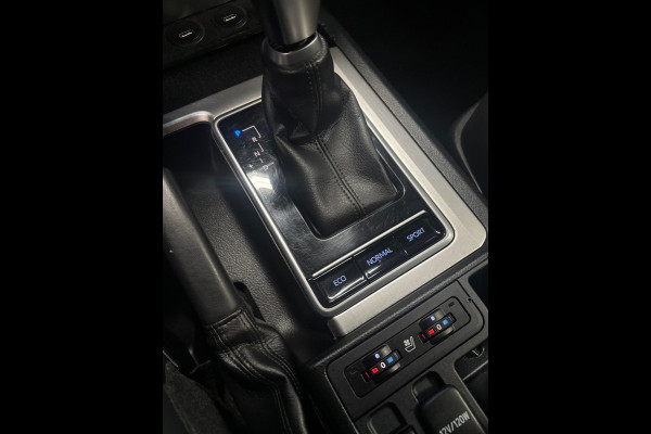 Toyota Land Cruiser 2.8 D-4D Professional 5p. Camera, Stoel koeling/Verwarming, Leder,