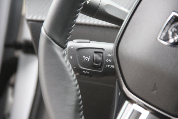 Peugeot 208 1.2 PureTech 100 Allure+ 100Pk | BLISS | 360-CAM | Stoelverwarming | Carplay .....