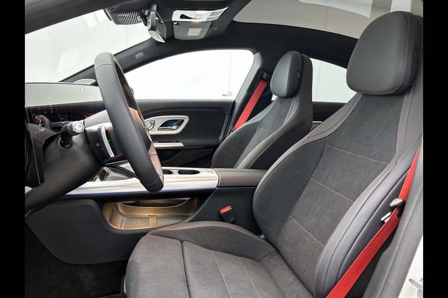 Mercedes-Benz CLA-Klasse 200 Business Solution AMG | Premium Plus pakket | Winterpakket | Nightpakket | Rijassistentiepakket | Sportstoelen | URBAN GUARD | 	Burmester 3D Surround Sound | Vast panoramadak |