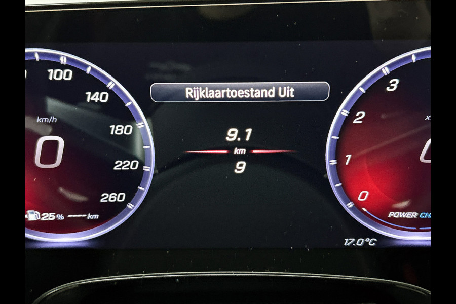 Mercedes-Benz CLA-Klasse 200 Business Solution AMG | Premium Plus pakket | Winterpakket | Nightpakket | Rijassistentiepakket | Sportstoelen | URBAN GUARD | 	Burmester 3D Surround Sound | Vast panoramadak |