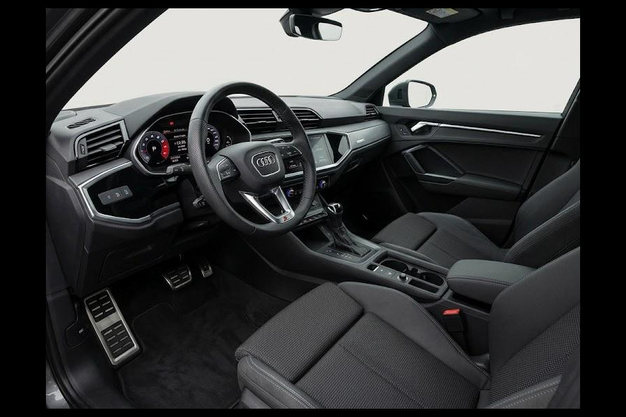 Audi Q3 35 TFSI S Line 150pk | Navigatie | Climatronic | Matrix Led koplampen | Parkeercamera | B&O Audio| Adaptive cruise controle