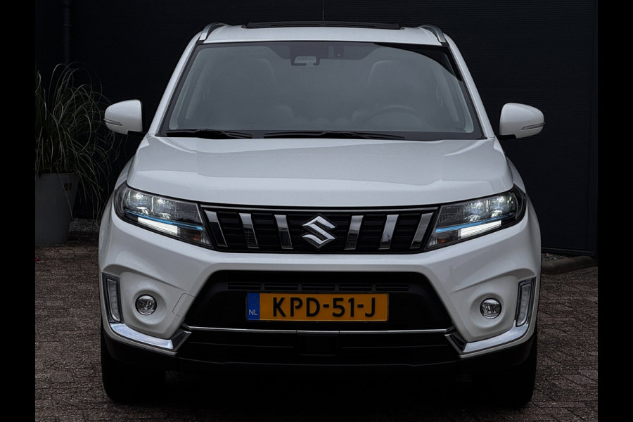 Suzuki Vitara 1.5 Hybrid Style | Panoramadak | Suzuki dealer onderhouden | Stoelverwarming | Camera |
