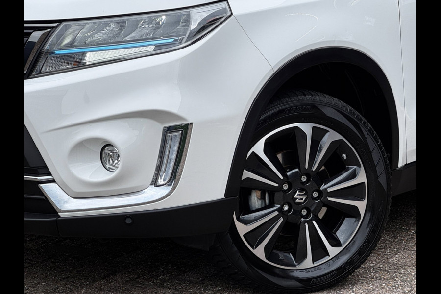 Suzuki Vitara 1.5 Hybrid Style | Panoramadak | Suzuki dealer onderhouden | Stoelverwarming | Camera |