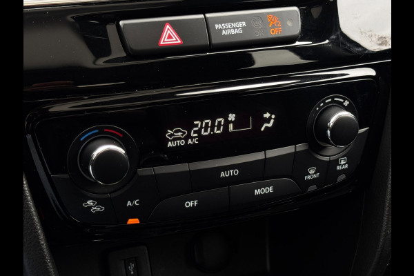 Suzuki Vitara 1.5 Hybrid Style | Panoramadak | Suzuki dealer onderhouden | Stoelverwarming | Camera |
