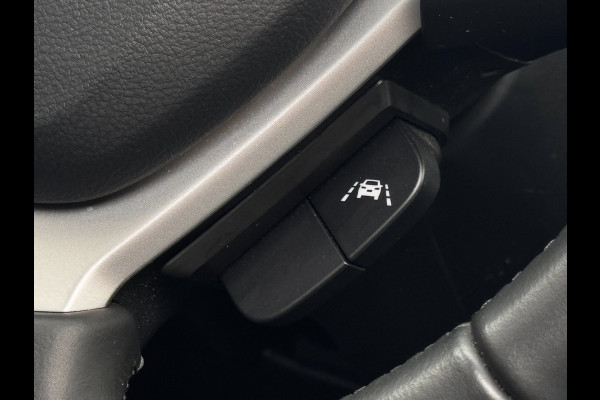 Suzuki Vitara 1.5 Hybrid Style | Panoramadak | Suzuki dealer onderhouden | Stoelverwarming | Camera |