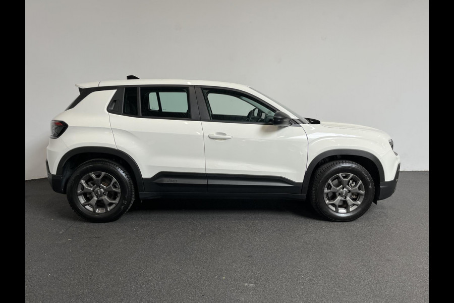 Jeep Avenger Longitude 54 kWh Navigatie Apple Carplay/ Android Auto Parkeersensor achter Cruise Control Stoelverwarming Full LED Virtual Cockpit Climate Control