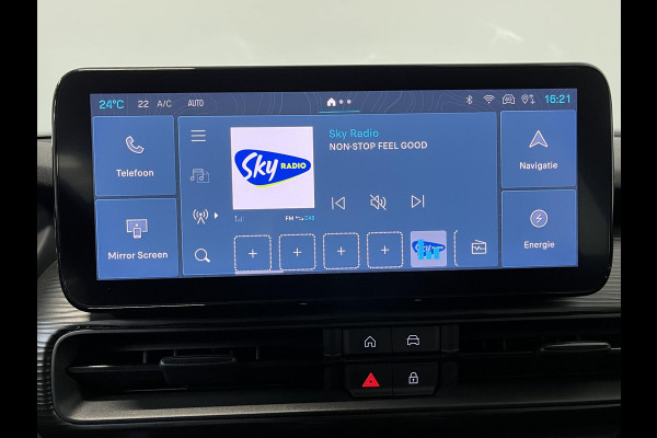 Jeep Avenger Longitude 54 kWh Navigatie Apple Carplay/ Android Auto Parkeersensor achter Cruise Control Stoelverwarming Full LED Virtual Cockpit Climate Control