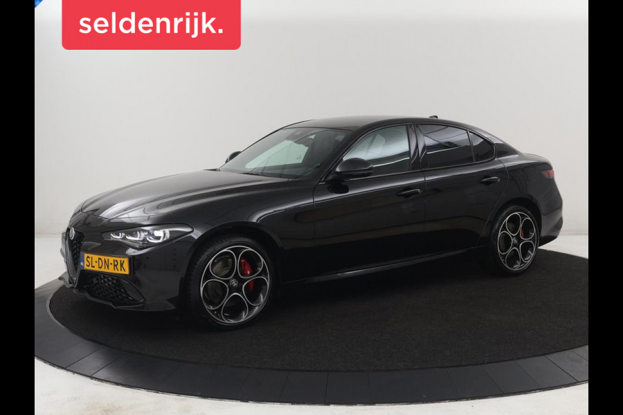 Alfa Romeo Giulia 2.0 T GME AWD Competizione Q4 280pk Leder | Memory | Leder | Memory | Leder dashboard | Stuur/stoel verwarming | Matrix koplampen | Harman / Kardon | Dodehoek detectie | Park assist | Camera | Climate control | Virtual dashboard |