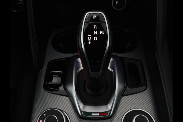 Alfa Romeo Giulia 2.0 T GME AWD Competizione Q4 280pk Leder | Memory | Leder | Memory | Leder dashboard | Stuur/stoel verwarming | Matrix koplampen | Harman / Kardon | Dodehoek detectie | Park assist | Camera | Climate control | Virtual dashboard |
