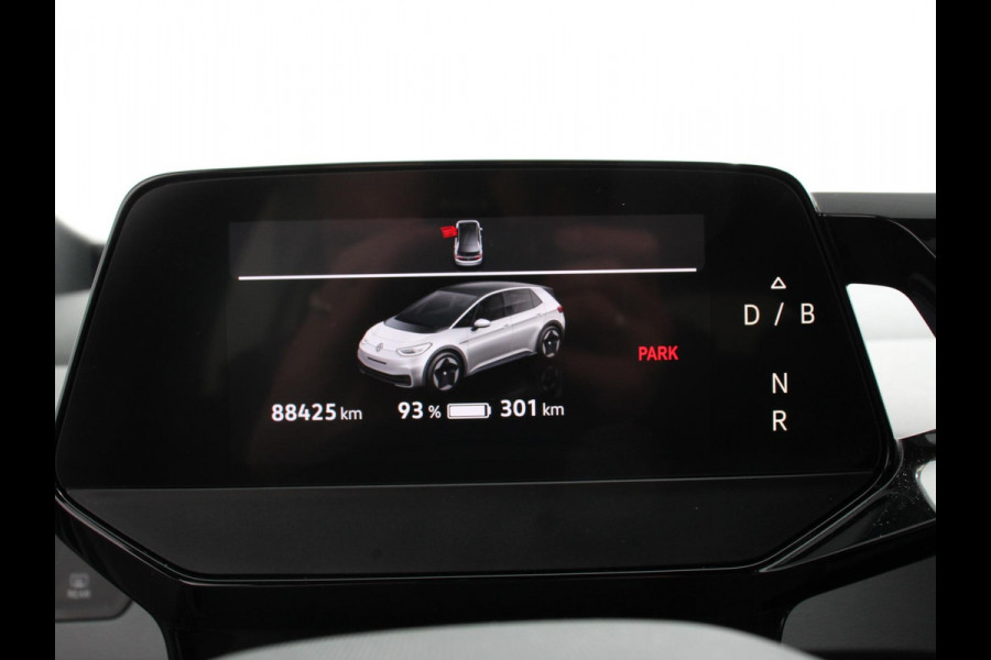 Volkswagen ID.3 Pro 58 kWh SOH 90%  Navigatie Apple Carplay/Android Auto Parkeersensoren Adaptive Cruise Control Stoel- en stuurverwarming Full Led Climate Control