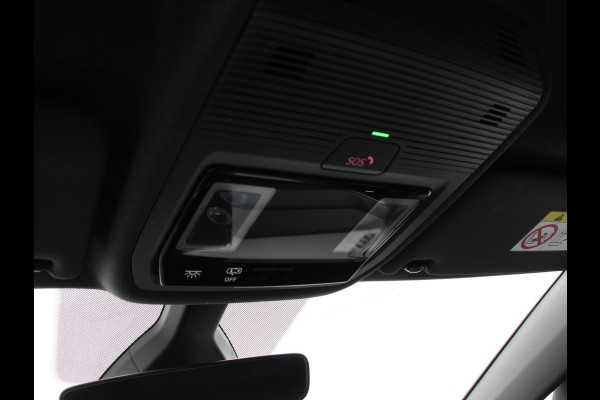 Volkswagen ID.3 Pro 58 kWh SOH 90%  Navigatie Apple Carplay/Android Auto Parkeersensoren Adaptive Cruise Control Stoel- en stuurverwarming Full Led Climate Control