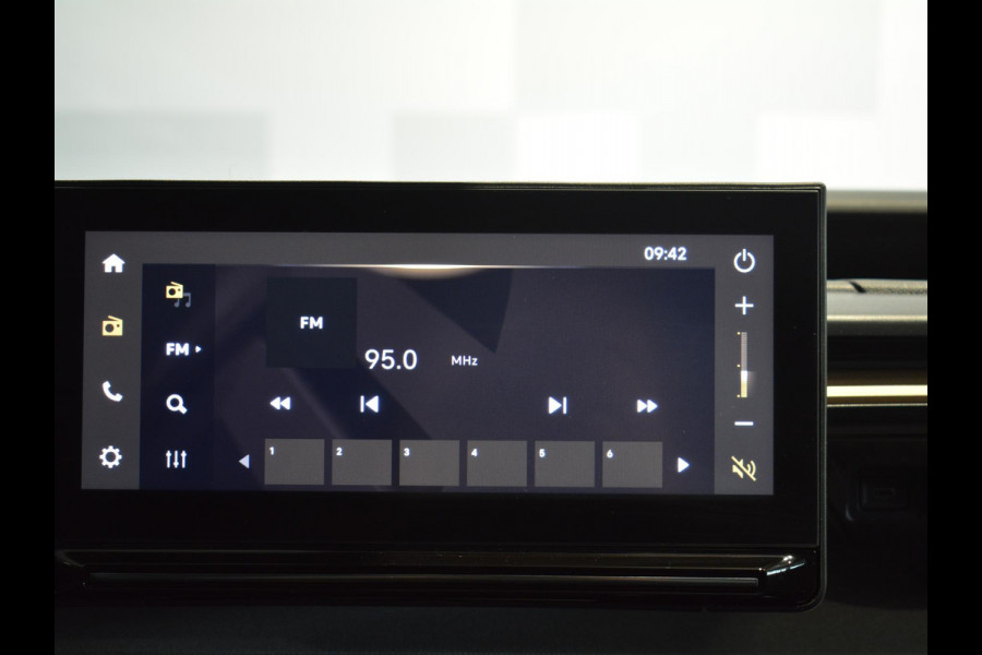 Citroën C3 Aircross 1.2 Hybrid 145pk Plus 7zits | 7 Zitplaatsen |