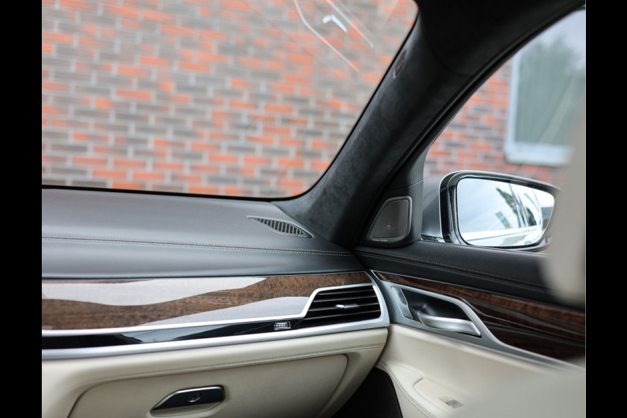 BMW 7 Serie 750Li xDrive High Executive | Lounge Pack - Pano - Trekhaak