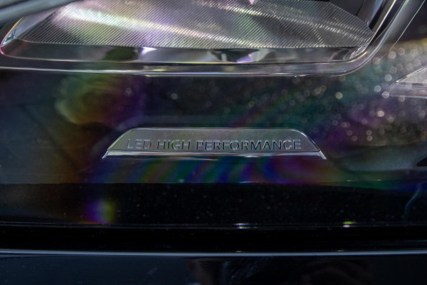 Mercedes-Benz CLA-Klasse 180 Buss AMG PANO CAMERA CARPLAY LED