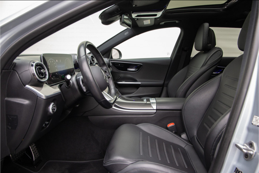 Mercedes-Benz C-Klasse Estate 300 e AMG Premium, Nightpakket, Panorama, Leder, Sfeerverlichting