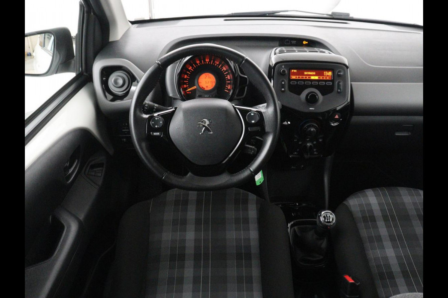Peugeot 108 | 5-Deurs | Elektrische ramen | Lichtmetaal | NAP 53.000 km | Peugeot 108 1.0 e-VTi Style | 5-Deurs | Elektrisch | 5-Deurs | Elektrische ramen | Lichtmetaal | NAP 53.000 km | Full LED | Bluetooth | Airco |