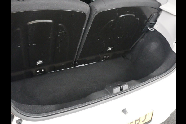 Peugeot 108 | 5-Deurs | Elektrische ramen | Lichtmetaal | NAP 53.000 km | Peugeot 108 1.0 e-VTi Style | 5-Deurs | Elektrisch | 5-Deurs | Elektrische ramen | Lichtmetaal | NAP 53.000 km | Full LED | Bluetooth | Airco |