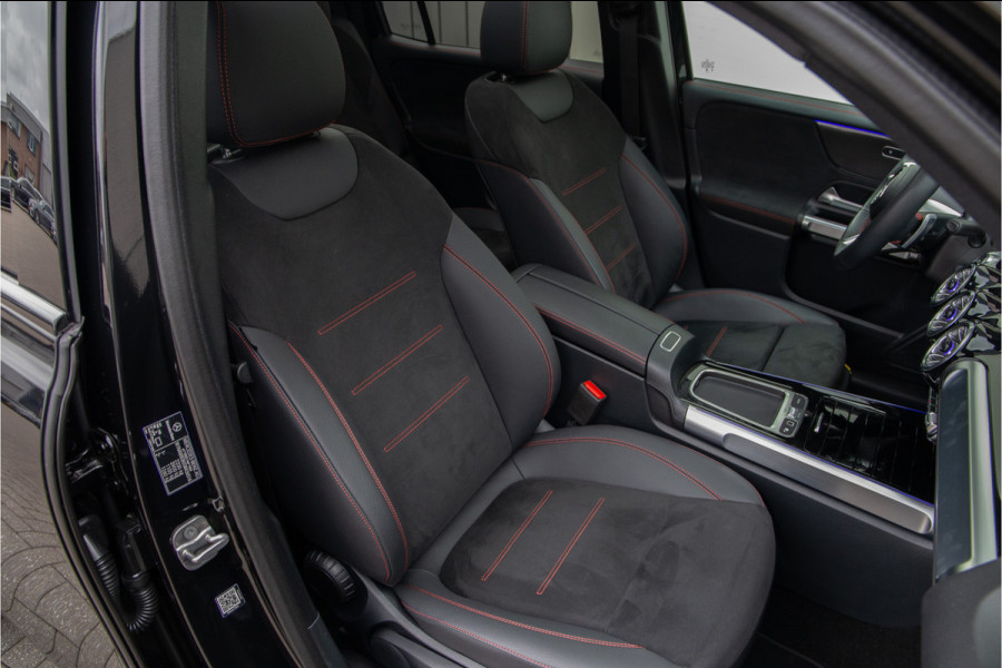 Mercedes-Benz Glb 180 AMG Premium, Panorama, Nightpakket, 7 persoons, Sfeerverlichting, 7p