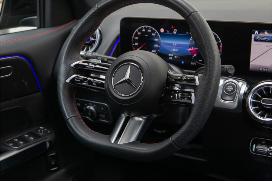 Mercedes-Benz Glb 180 AMG Premium, Panorama, Nightpakket, 7 persoons, Sfeerverlichting, 7p