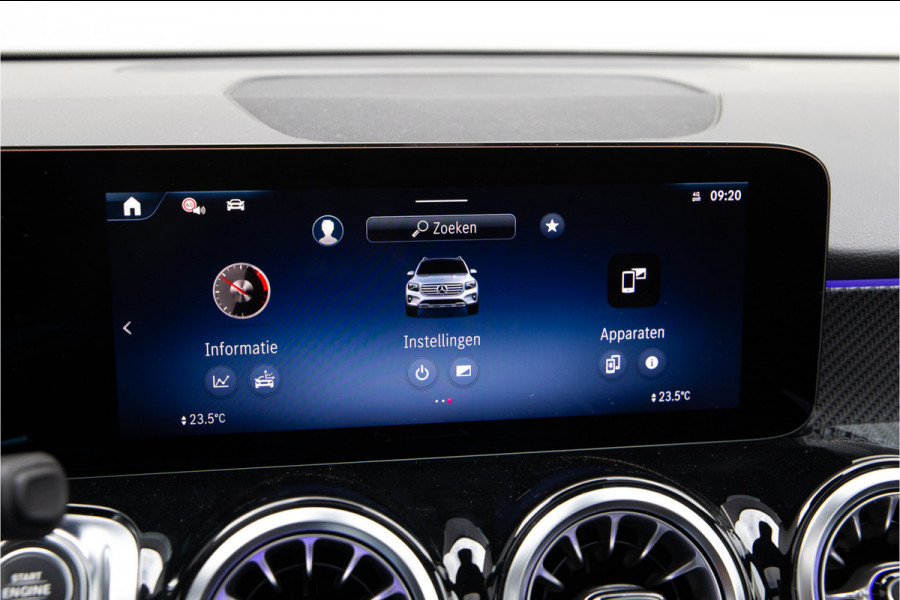 Mercedes-Benz Glb 180 AMG Premium, Panorama, Nightpakket, 7 persoons, Sfeerverlichting, 7p
