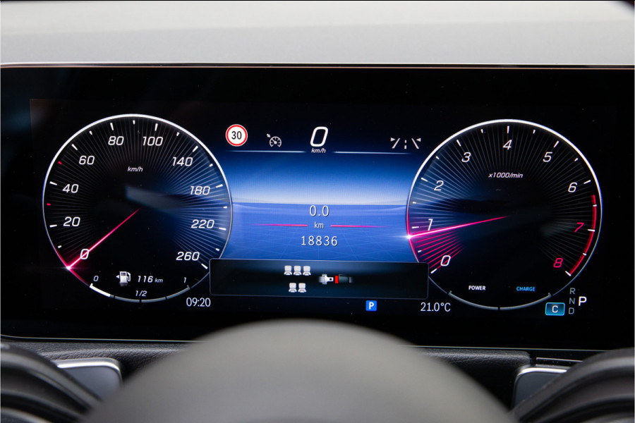 Mercedes-Benz Glb 180 AMG Premium, Panorama, Nightpakket, 7 persoons, Sfeerverlichting, 7p
