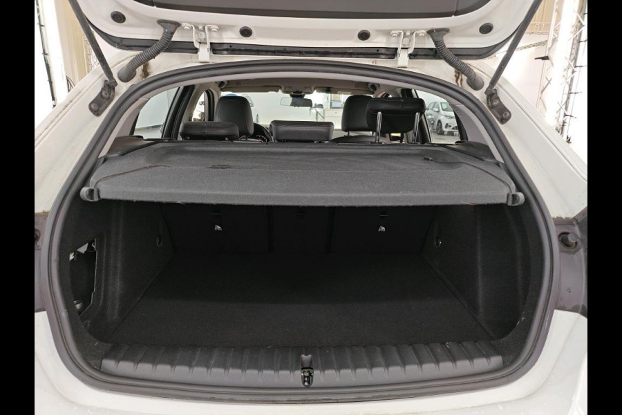 BMW 1-serie 118i Business Edition NL-AUTO | NAVI | STUUR EN STOEL VERWARMING