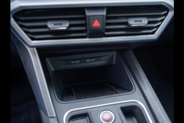 Seat Leon 1.4 TSI eHybrid 204pk PHEV FR Business / Carplay / Adaptief / Camera