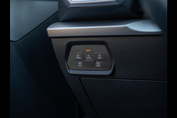 Seat Leon 1.4 TSI eHybrid 204pk PHEV FR Business / Carplay / Adaptief / Camera