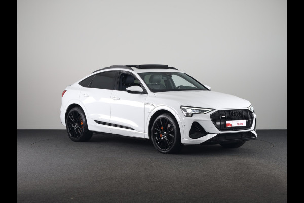 Audi e-tron Sportback 55 quattro S edition 95 kWh 408 pk | SOH 91,49% | Navigatie | Panoramadak | Parkeersensoren | Achteruitrijcamera | Elektr. voorstoelen | Lichtmetalen velgen 22" | Luchtvering | S-Line |