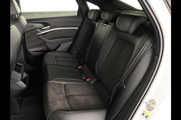 Audi e-tron Sportback 55 quattro S edition 95 kWh 408 pk | SOH 91,49% | Navigatie | Panoramadak | Parkeersensoren | Achteruitrijcamera | Elektr. voorstoelen | Lichtmetalen velgen 22" | Luchtvering | S-Line |