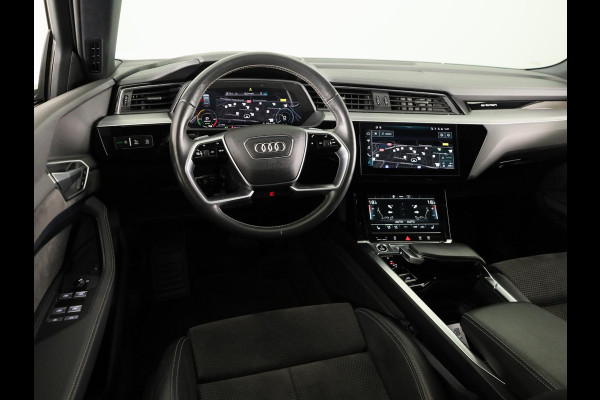 Audi e-tron Sportback 55 quattro S edition 95 kWh 408 pk | SOH 91,49% | Navigatie | Panoramadak | Parkeersensoren | Achteruitrijcamera | Elektr. voorstoelen | Lichtmetalen velgen 22" | Luchtvering | S-Line |