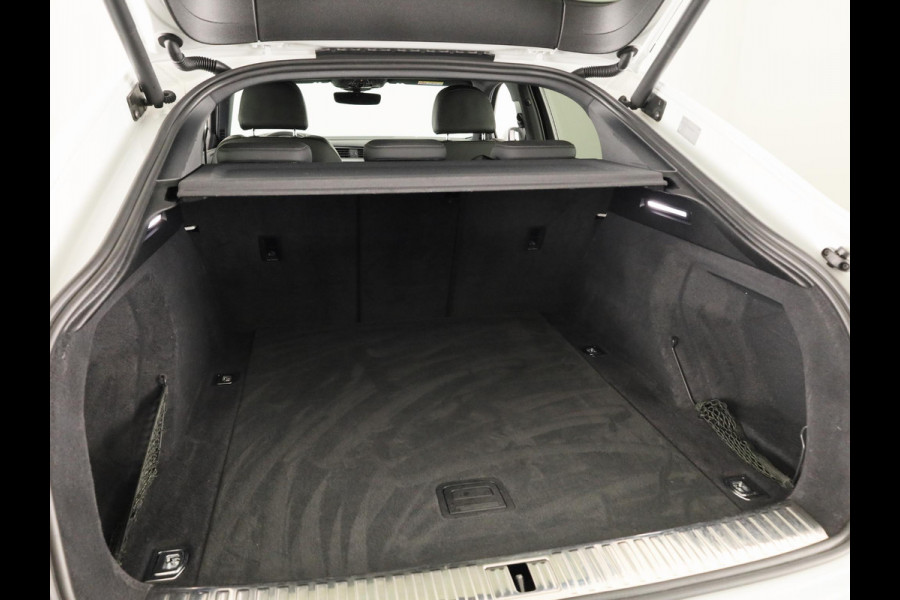 Audi e-tron Sportback 55 quattro S edition 95 kWh 408 pk | SOH 91,49% | Navigatie | Panoramadak | Parkeersensoren | Achteruitrijcamera | Elektr. voorstoelen | Lichtmetalen velgen 22" | Luchtvering | S-Line |